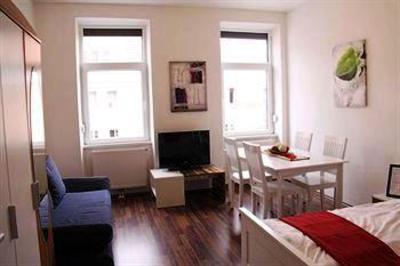 фото отеля Vienna Star Apartments Troststrasse