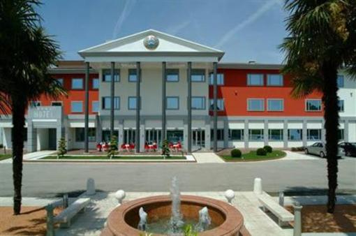 фото отеля Hotel Poppi