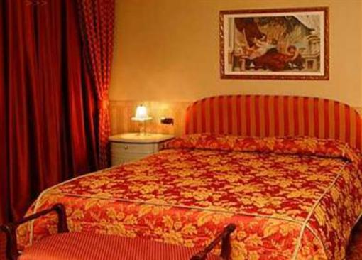 фото отеля Hotel Poppi
