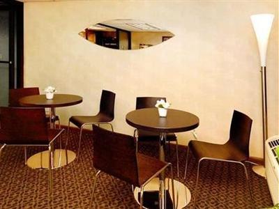 фото отеля Econo Lodge North Knoxville