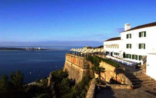 фото отеля Pousada de Setubal Sao Filipe