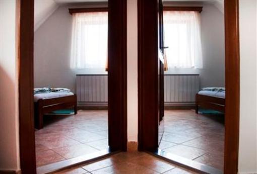 фото отеля Frisko Panzio & Restaurant