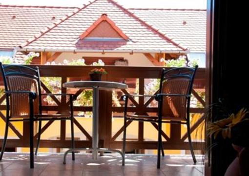 фото отеля Frisko Panzio & Restaurant