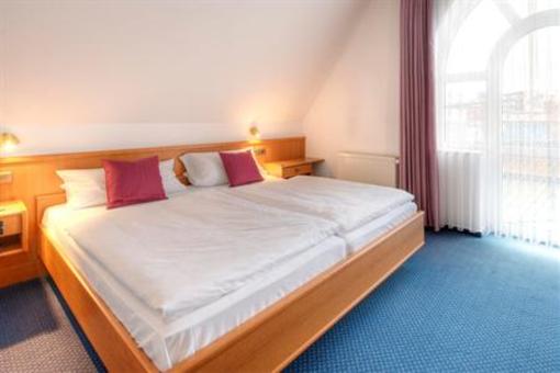 фото отеля Zur Prinzenbrucke Hotel Munster