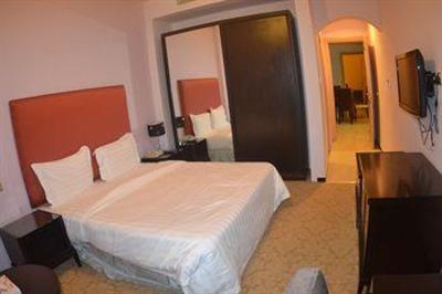 фото отеля Awaliv Suites