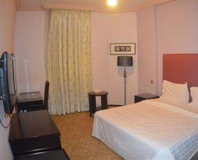 фото отеля Awaliv Suites