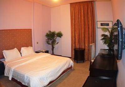 фото отеля Awaliv Suites