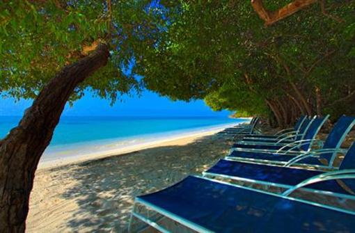 фото отеля Hotel Isla del Encanto