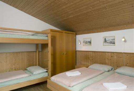фото отеля Youth Hostel Pontresina