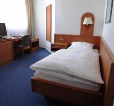 фото отеля Hotel Kaiserhof Siegburg