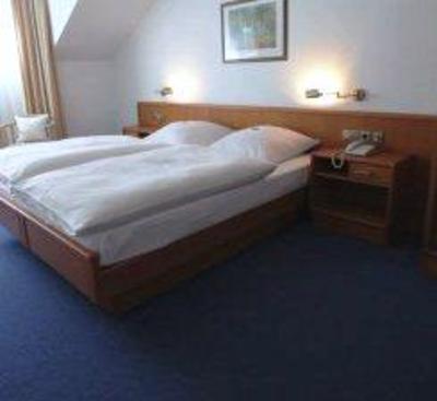 фото отеля Hotel Kaiserhof Siegburg