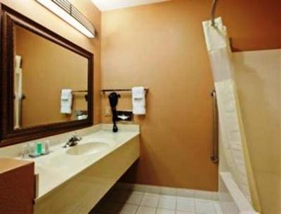 фото отеля Travelodge Globe