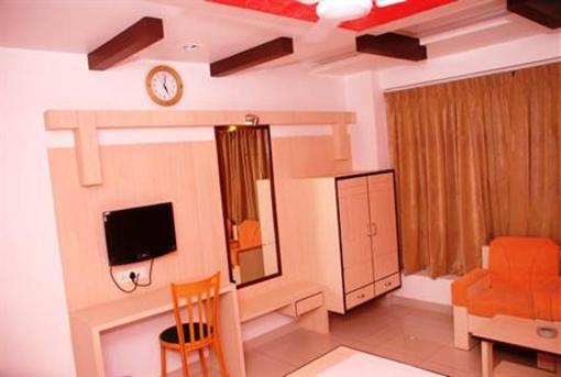 фото отеля Hotel Ambassador Vadodara