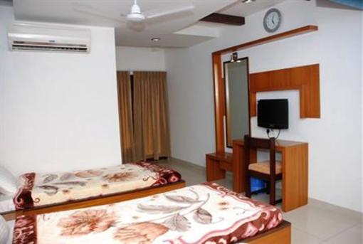 фото отеля Hotel Ambassador Vadodara