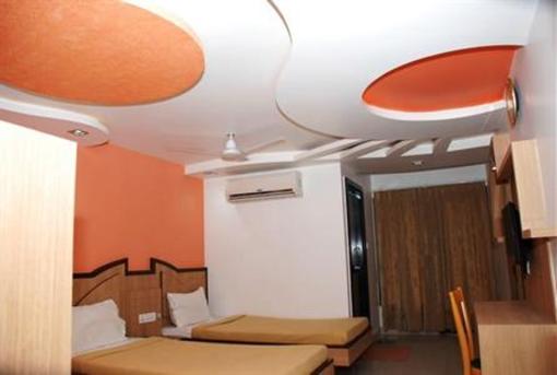 фото отеля Hotel Ambassador Vadodara
