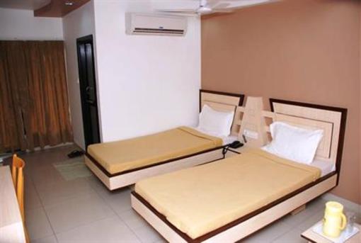 фото отеля Hotel Ambassador Vadodara