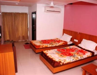 фото отеля Hotel Ambassador Vadodara
