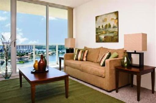 фото отеля Residences at Intracoastal Yacht Club