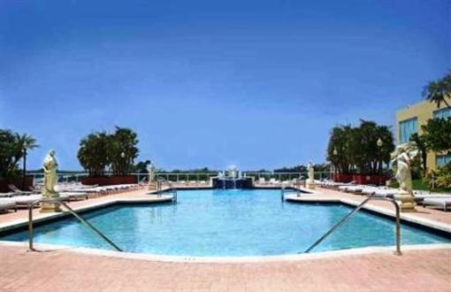 фото отеля Residences at Intracoastal Yacht Club