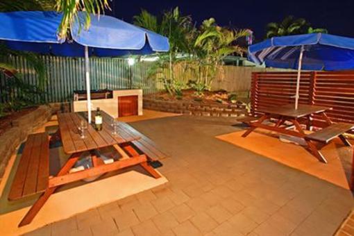 фото отеля Coral Sea Apartments Maroochydore