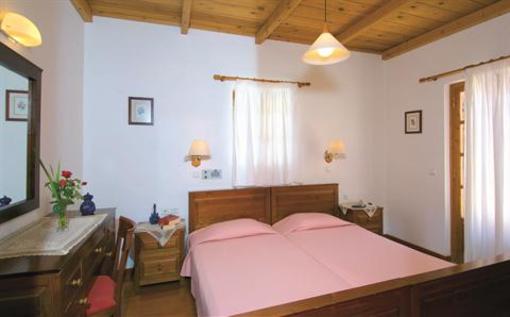 фото отеля Stefanos Village