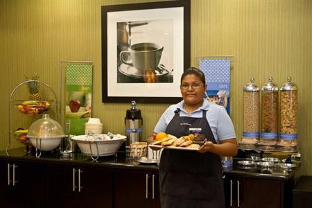 фото отеля Hampton Inn & Suites Dallas Desoto