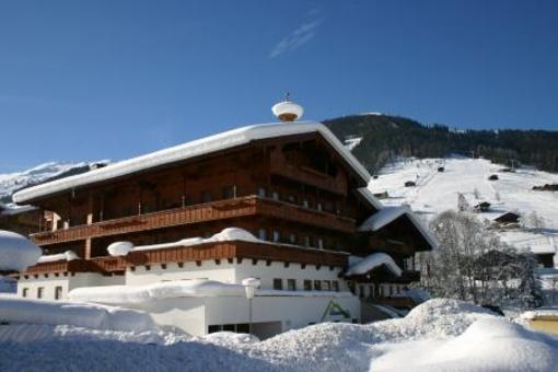 фото отеля Hotel Wiedersbergerhorn