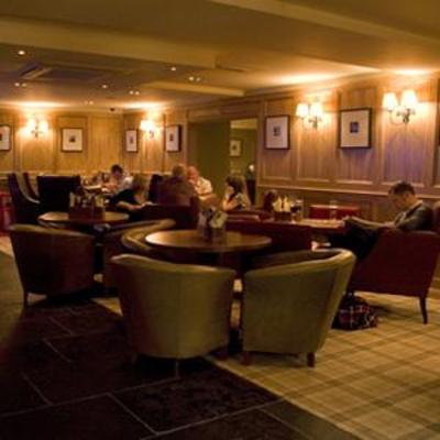 фото отеля Inverbeg Inn Loch Lomond Luss