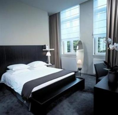 фото отеля Hotel St-James