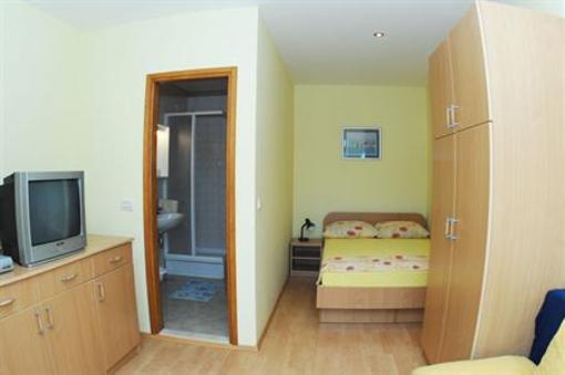 фото отеля Apartments Radic