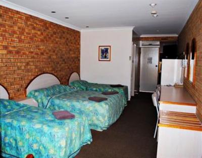 фото отеля Albert Park Motor Inn Longreach