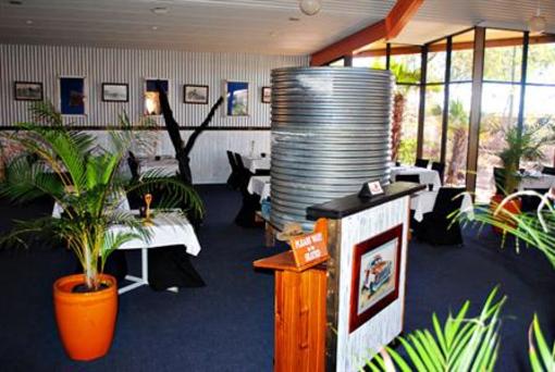 фото отеля Albert Park Motor Inn Longreach