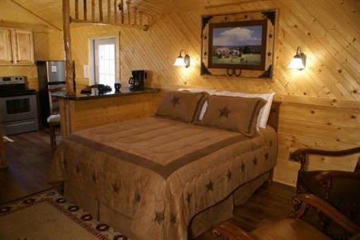 фото отеля The Hideaway Ranch and Retreat Resort Bluff Dale Stephenville