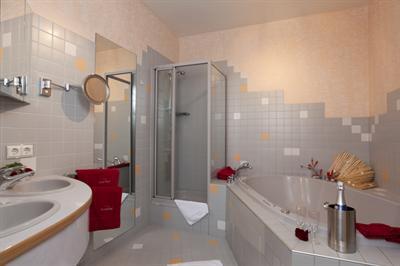 фото отеля Kaiserhof Hotel Karlsruhe