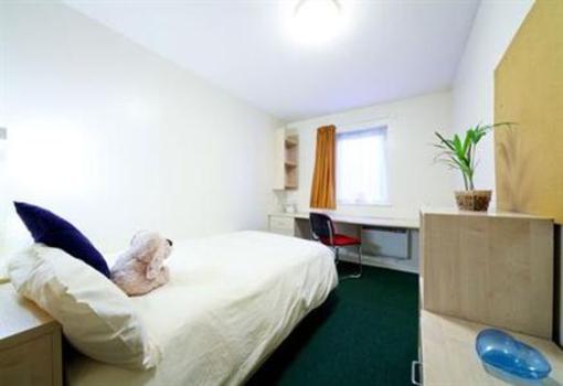 фото отеля Fiveways Hall Student Accommodation Wolverhampton