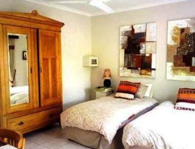 фото отеля 3 Palms Cape Bed and Breakfast Kuils River