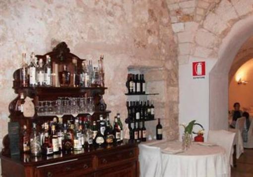 фото отеля Hotel Rione Antico La Terra Ostuni