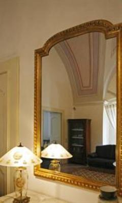 фото отеля Hotel Rione Antico La Terra Ostuni