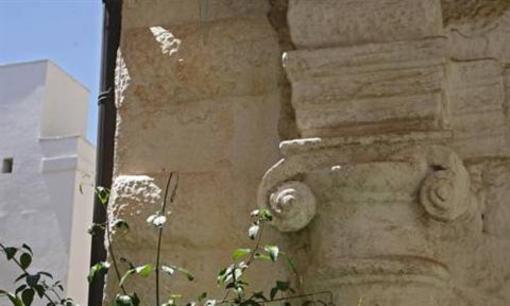 фото отеля Hotel Rione Antico La Terra Ostuni