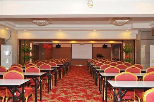 фото отеля Ruifeng Yueke Hotel