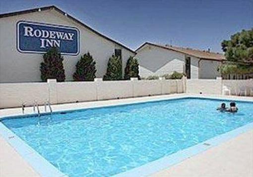 фото отеля Rodeway Inn Midtown Albuquerque
