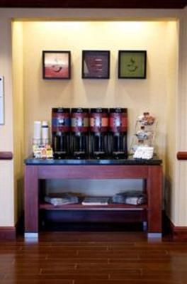 фото отеля Hampton Inn & Suites El Paso West