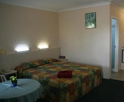 фото отеля Sapphire City Motor Inn