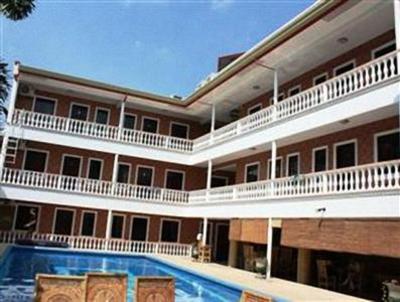 фото отеля Geomania Apartelle Angeles City