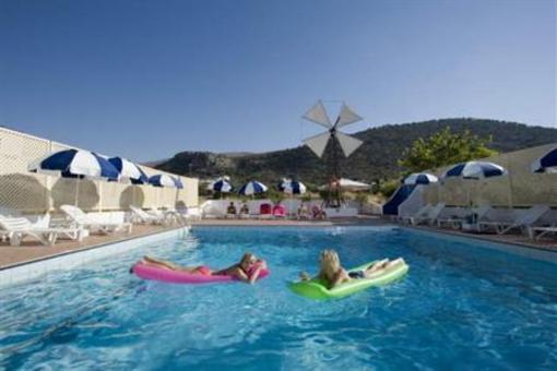 фото отеля Paradise Apartments