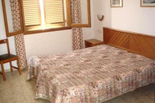 фото отеля Bahia de San Antonio Apartments Ibiza