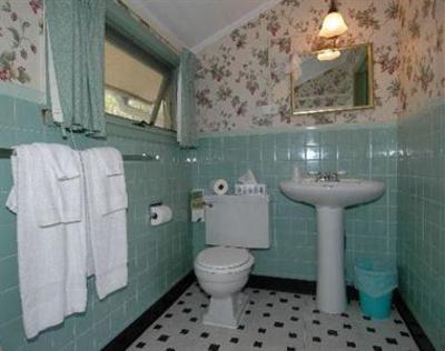 фото отеля Marbledge Lodge Motor Inn Manchester (Vermont)