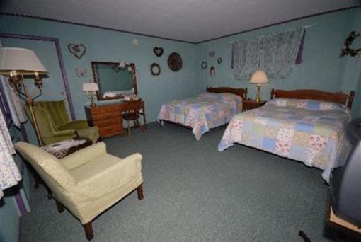 фото отеля Marbledge Lodge Motor Inn Manchester (Vermont)