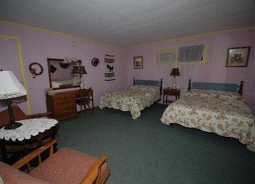 фото отеля Marbledge Lodge Motor Inn Manchester (Vermont)