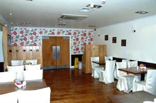 фото отеля Corralea Court Hotel Tuam